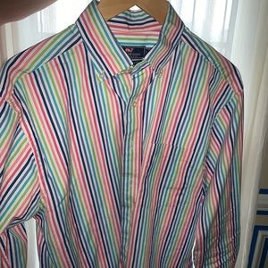 Button down Vineyard Vines dress shirt
